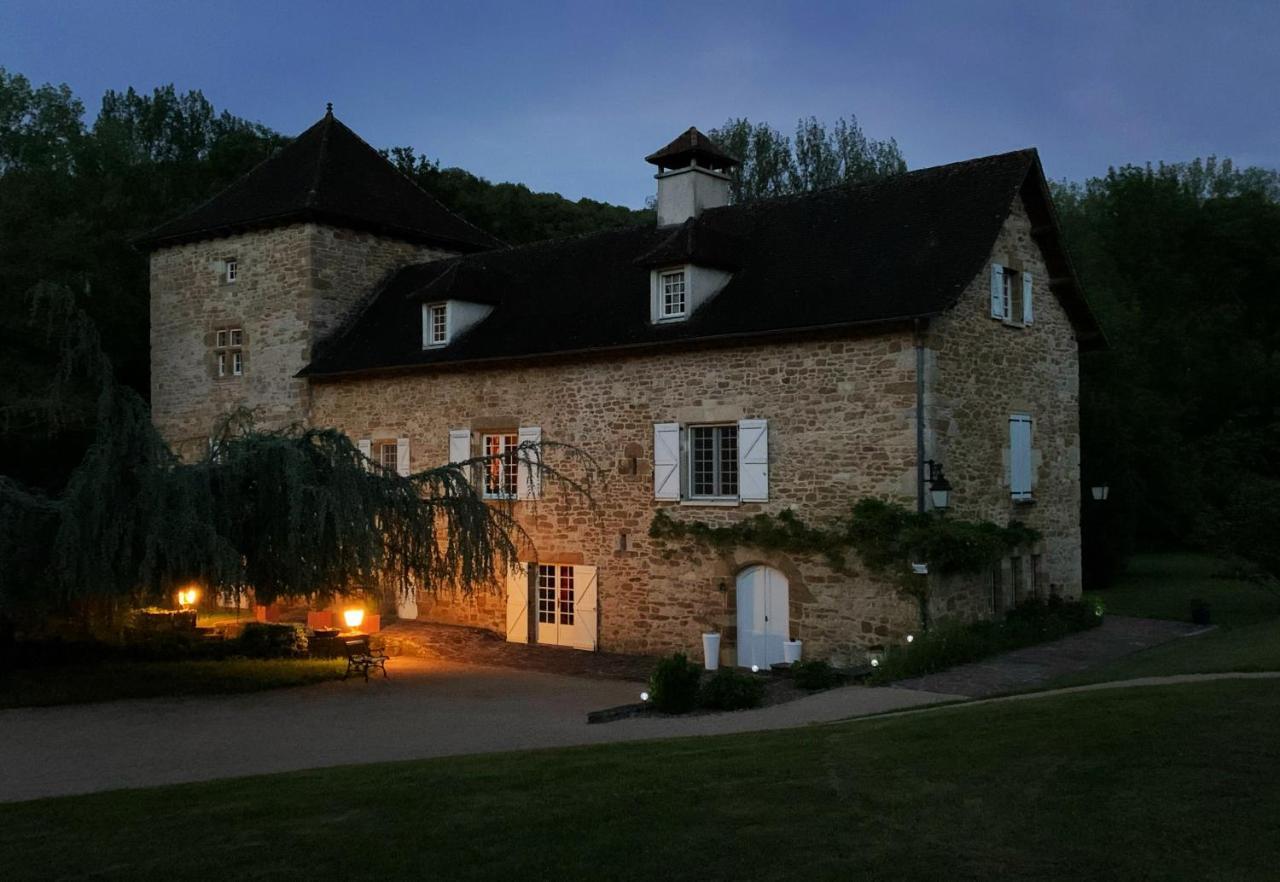 Le Moulin Du Boisset Alojamento de Acomodação e Pequeno-almoço *